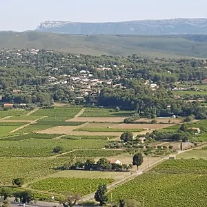 Location Semaine T1 De Charme. D'azur Appartement La Cadiere-d'Azur
